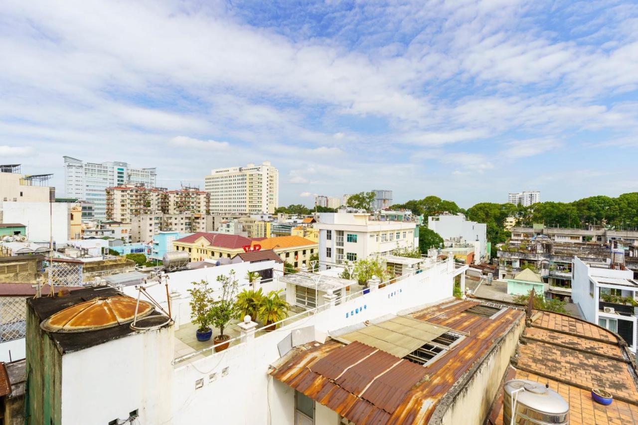 Thanh Lan Hotel Ho Chi Minh City Exterior photo